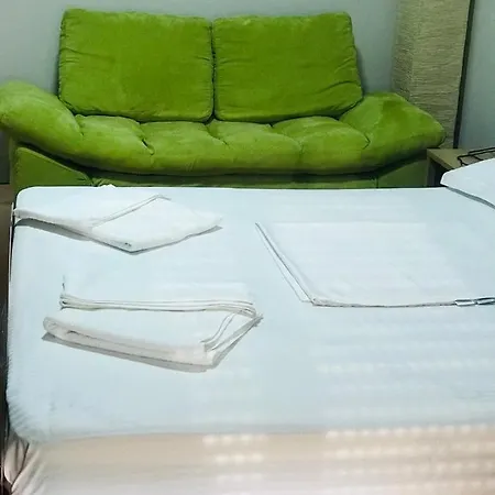 Proper House Iva Tirana