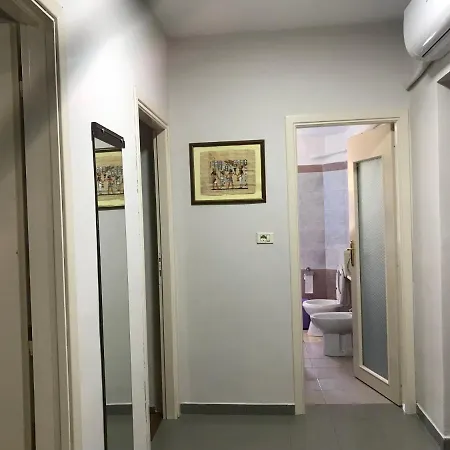 Proper House Iva * Tiran