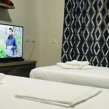 Apartment Proper House Iva *
